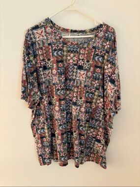 Relaxed Tribal Floral Short Sleeve Top - Multi